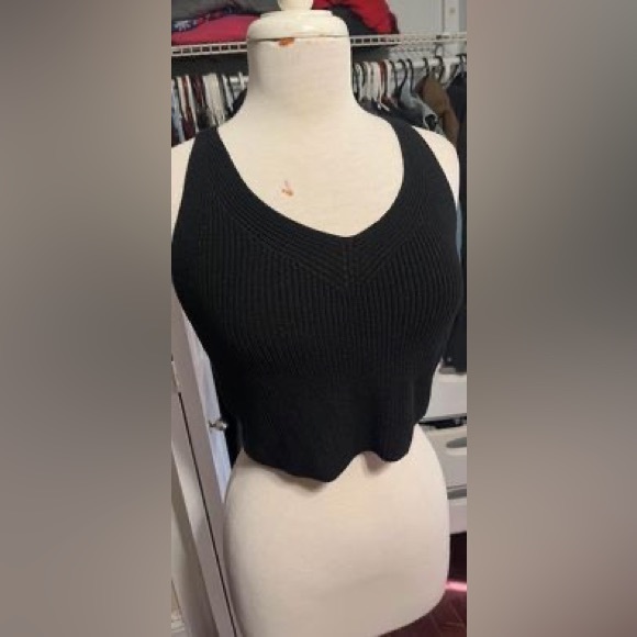 Cropped knit tank, size S - Picture 1 of 1